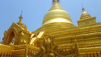 Khutodaw Pagoda, Mandalay, Myanmar